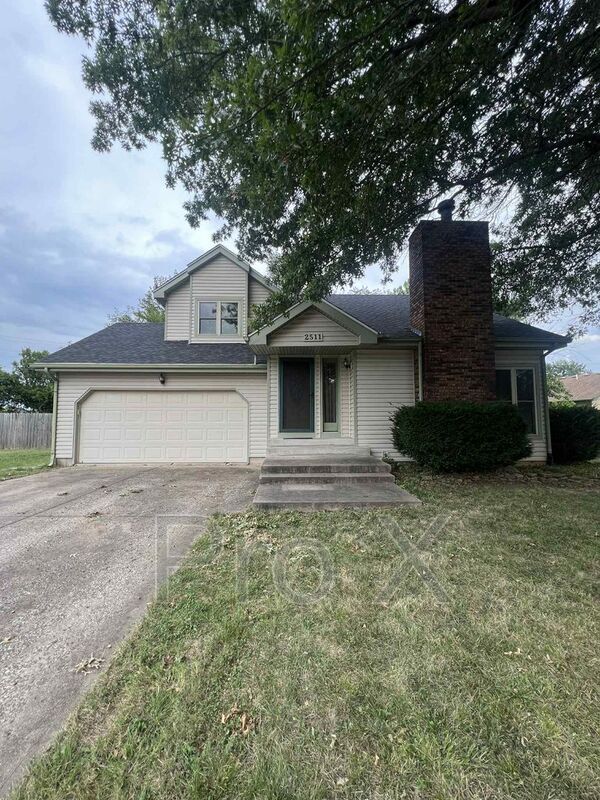 Photo - 2511 Village Ct Casa