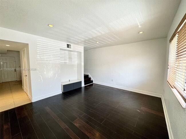 Photo - 7801 Hispanola Ave Unit 3