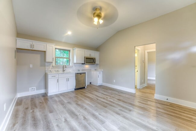 Photo - 1807 Jackson Ave