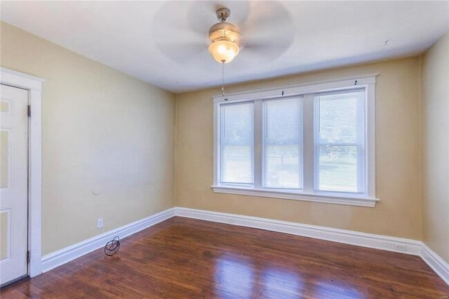 Photo - 3300 Miami St Unit 1E