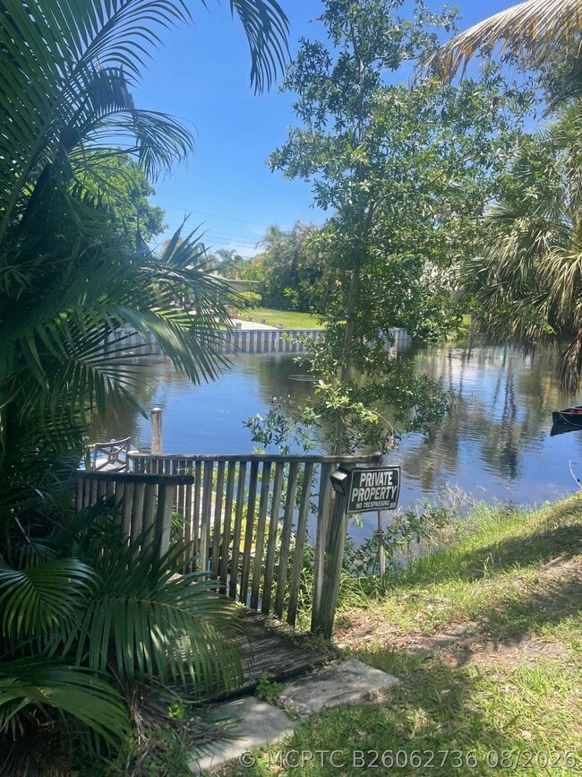2457 Waterside Dr