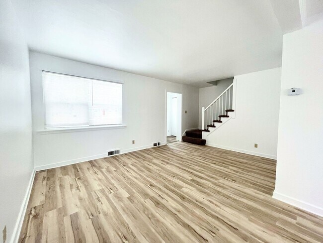 Photo - 2 bed, 1 bath condo