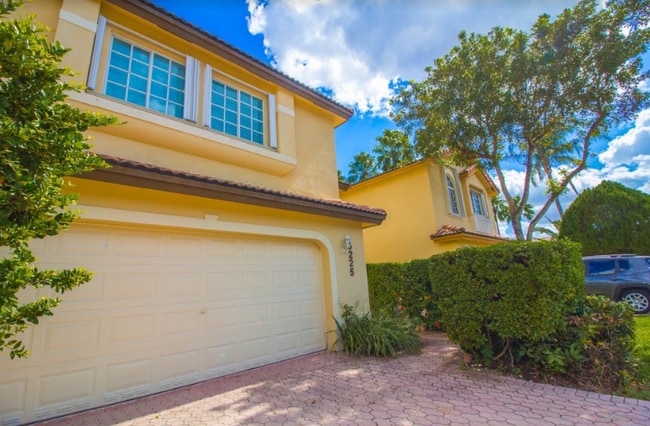 Photo - 5249 NW 112th Ct