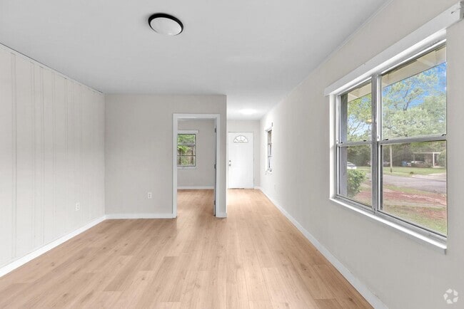 Building Photo - 725 40th Pl Rental