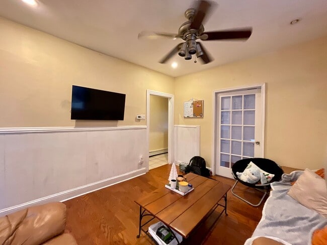 Photo - 416 N 31st St Unidad 416 House - House