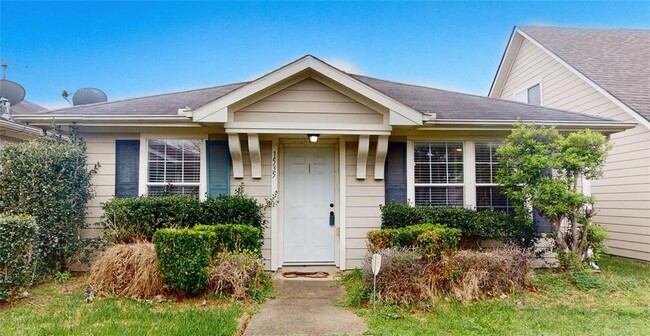 Photo - 1535 Nichole Woods Dr Casa