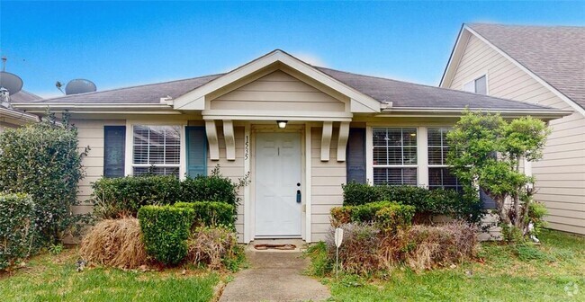 Building Photo - 1535 Nichole Woods Dr Rental