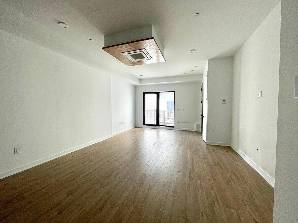 Photo - Front Apartments Unit 2F