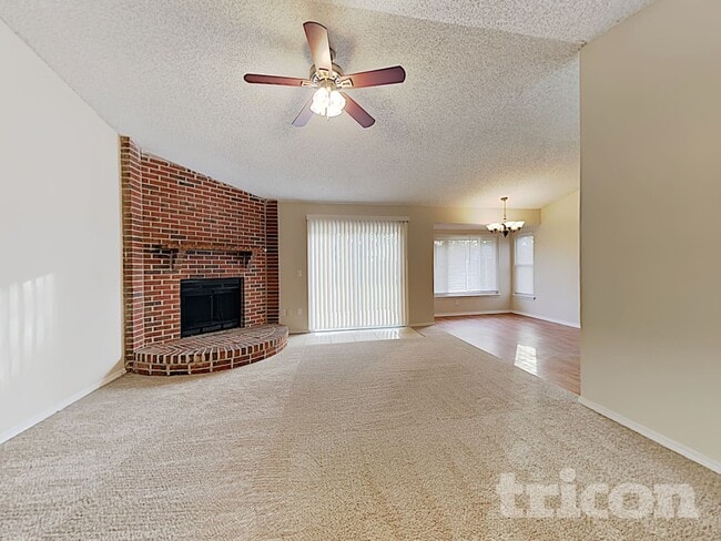 Photo - 1865 Shannon Lake Dr