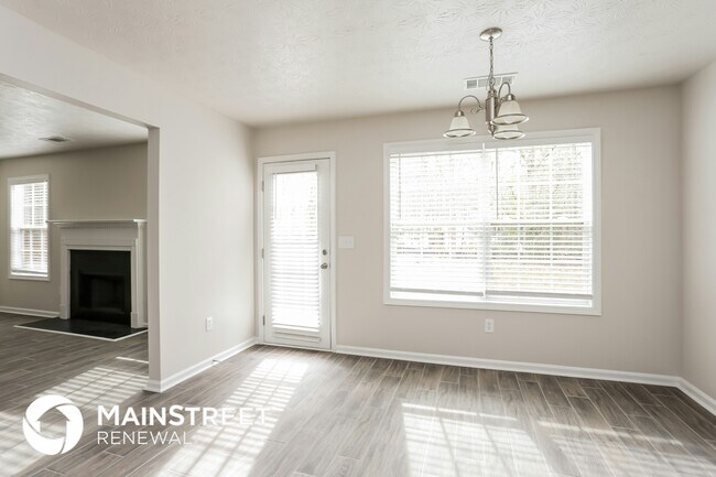 Photo - 210 Makenna Dr