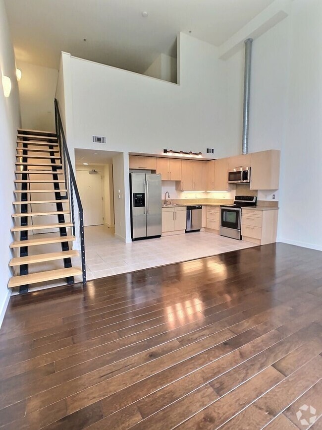 Building Photo - Modern Loft in Historic Plant 51 in Downto... Unit 2182