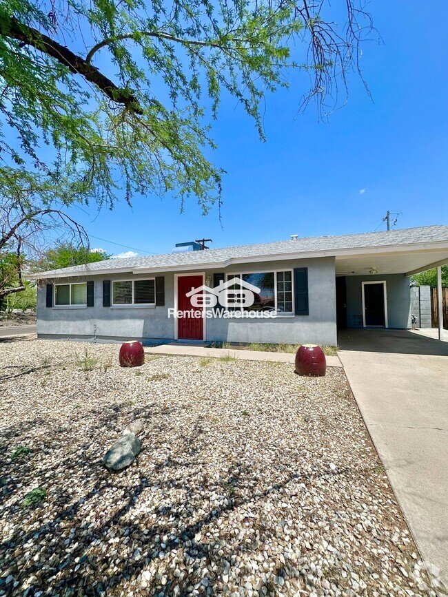 Building Photo - 1002 E Griswold Rd Rental