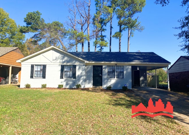 Photo - Welcome to 718 Northaven!