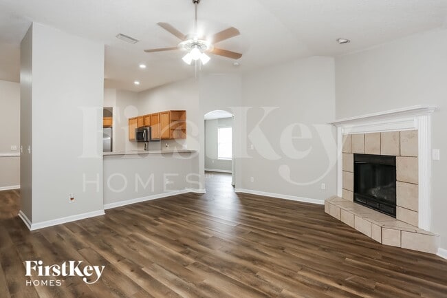 Photo - 14107 Summer Breeze Dr E