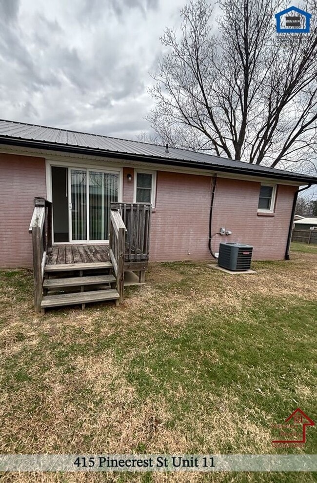 Photo - 415 Pinecrest St