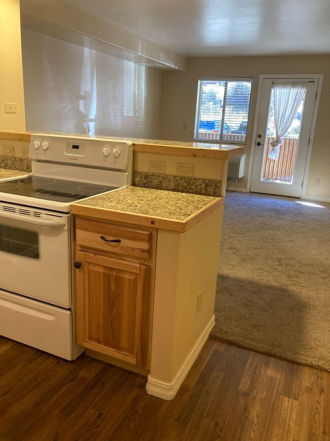Photo - 1700 Co Rd 203