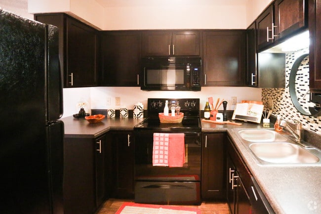 Cedar Lakes Apartments