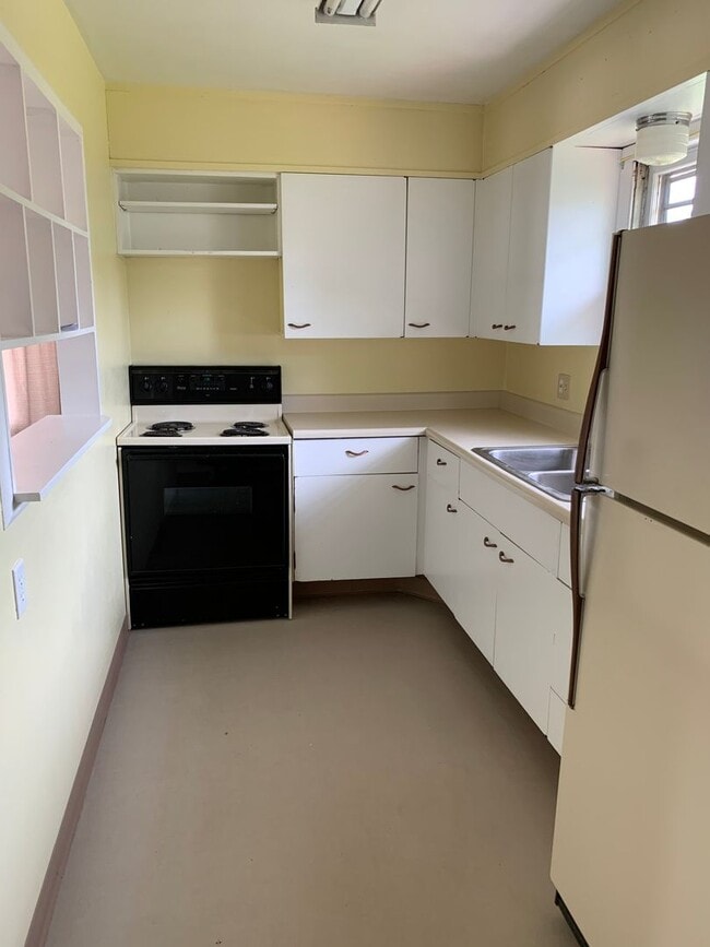 Photo - 3 Bedroom, 1 Bath House for Rent