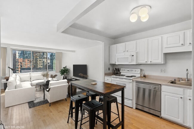 Photo - 211 E Ohio St Unit 2611