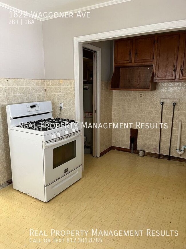 Photo - 1822 Waggoner Ave