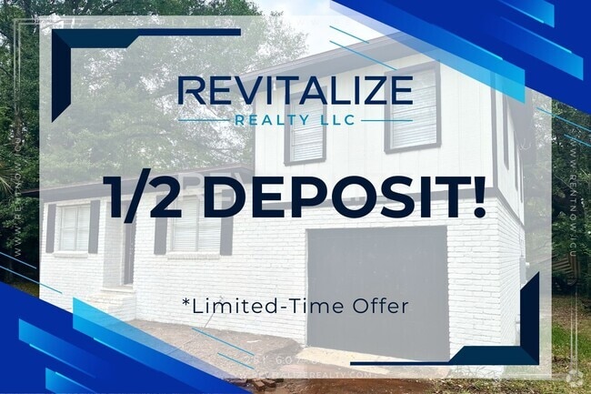 Building Photo - HALF-DEPOSIT SPECIAL! Newly Renovated 4 Be... Rental