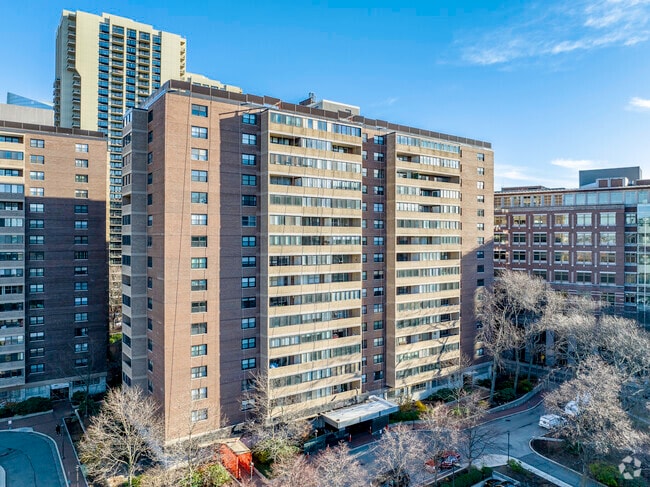 Photo - Hawthorne Place Condominium