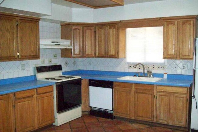 Photo - 4 Bedroom 3 Bath Home Available