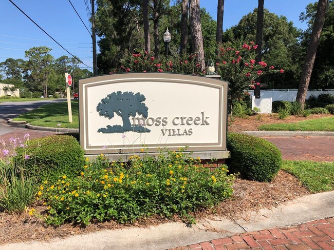 Building Photo - 26 White Oak Ct Unit 26