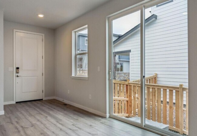 Photo - Alder Creek Duplex - 3bd 2.5ba 2,705sq.ft. Built in 2025