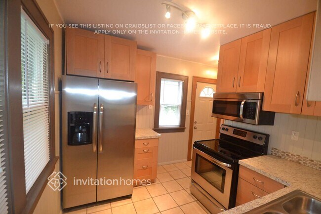 Photo - 4500 Ewing Ave N