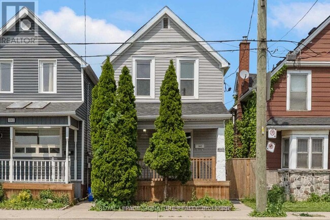 Photo - 1045 Cannon St E