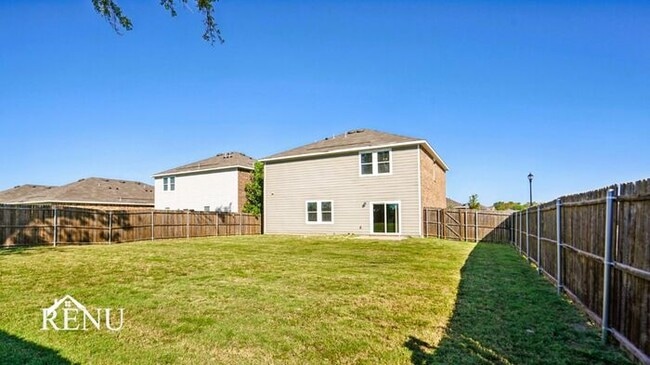 830 Oakhurst Dr