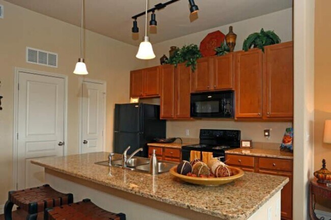 Photo - 3 bedroom in Austin TX 78730 Unidad 3018