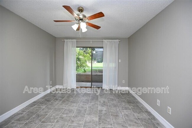 Photo - 8525 Sands Point Dr Unidad 75