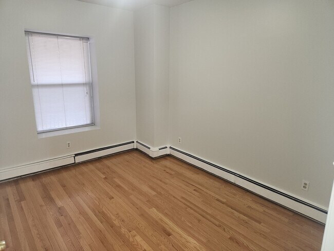 Photo - 3148 Washington St Unit 2
