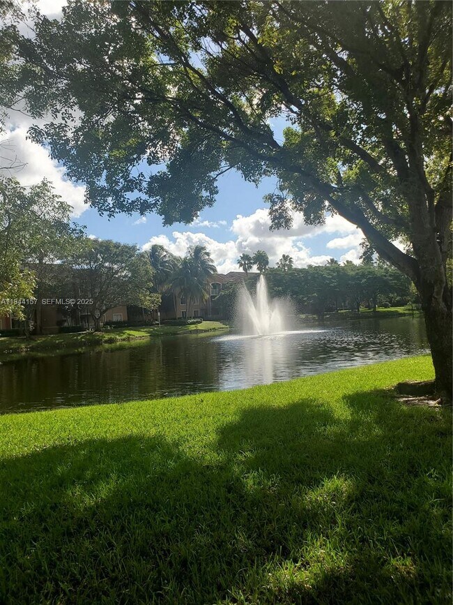 Photo - 3874 Lyons Rd Unidad 112-6