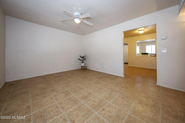 Photo - 3004 N Sparkman Blvd