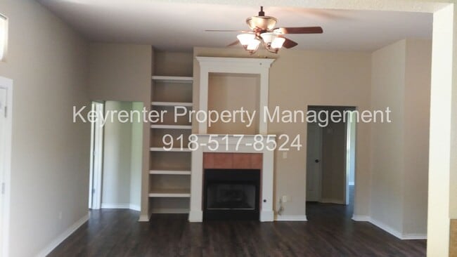 Photo - Claremore | 3 Bed | 2 Bath | Large Backyard