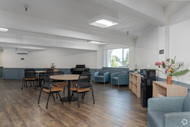 Community Room - Holly Tree Village
