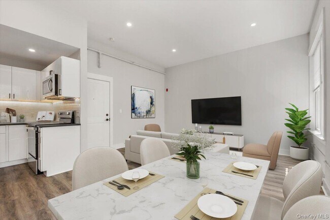 Photo - 49 Beekman Ave Unit 6