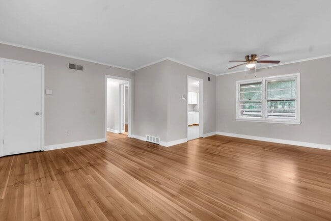 Photo - 401 Conwell Rd