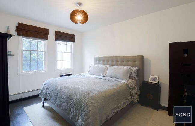 Photo - 407 East 12th Street