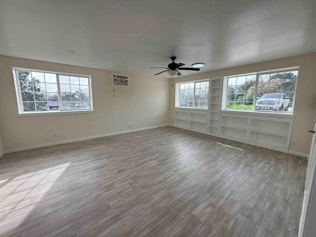 Photo - 2/3 Bedroom in Orangevale