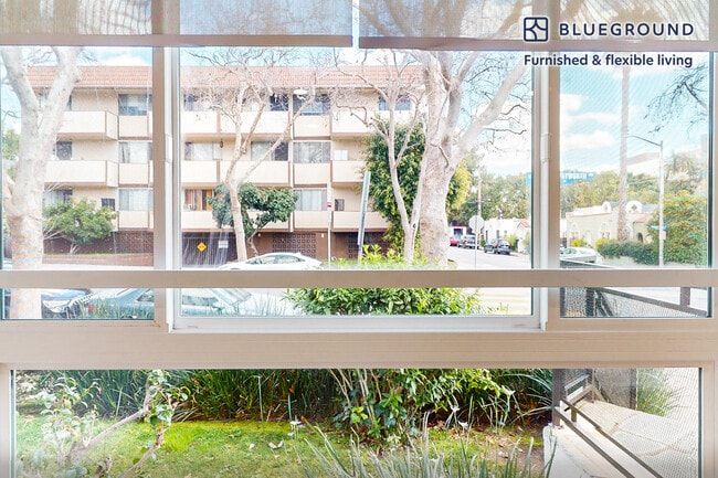 Photo - 7949 Romaine St Unit ID6679A