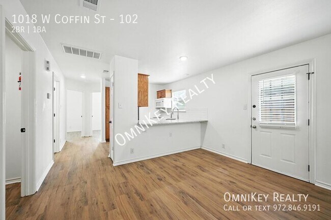 Photo - 1018 W Coffin St Unidad 102