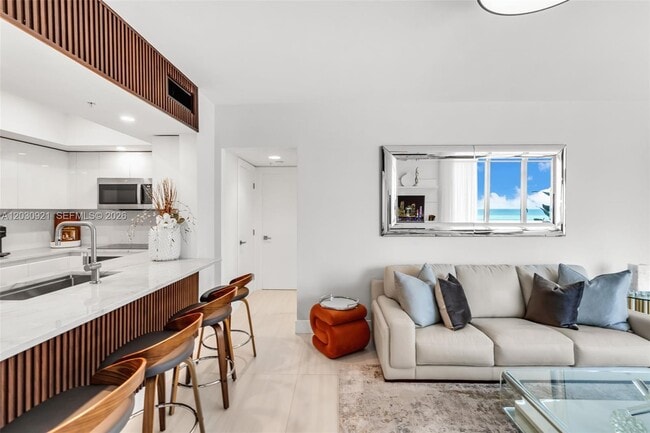 1500 Ocean Dr Unit 707