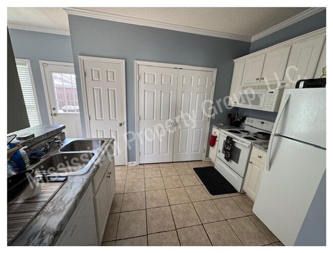 Photo - 2BR/2.5BA FOR RENT