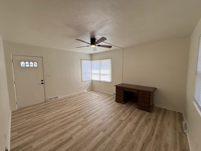 Photo - 1904 N Lincoln Ave