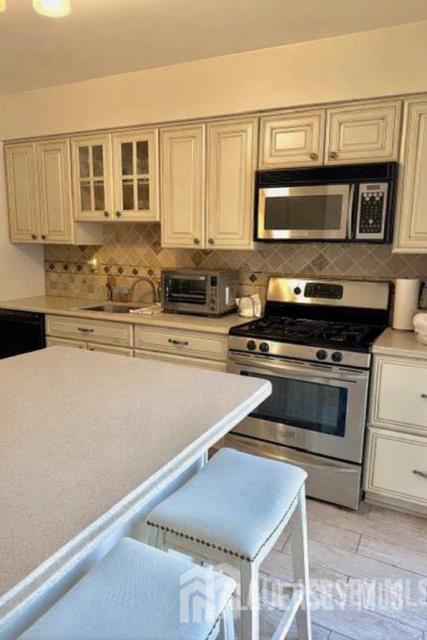 Photo - 32 Dogwood Dr