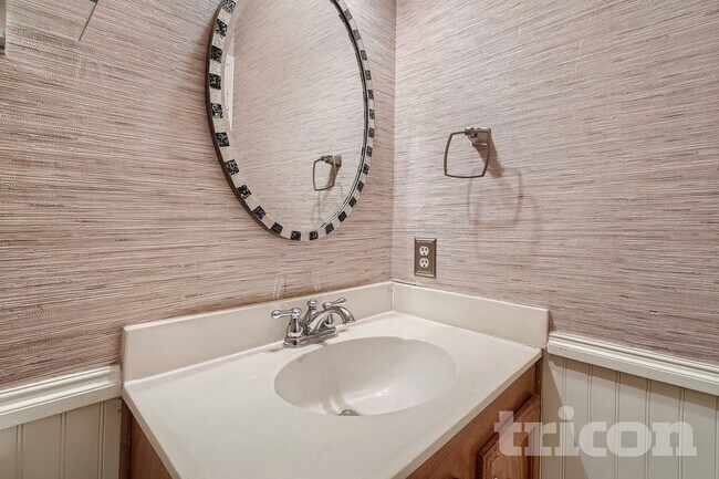 Photo - 6801 Greenspring Dr